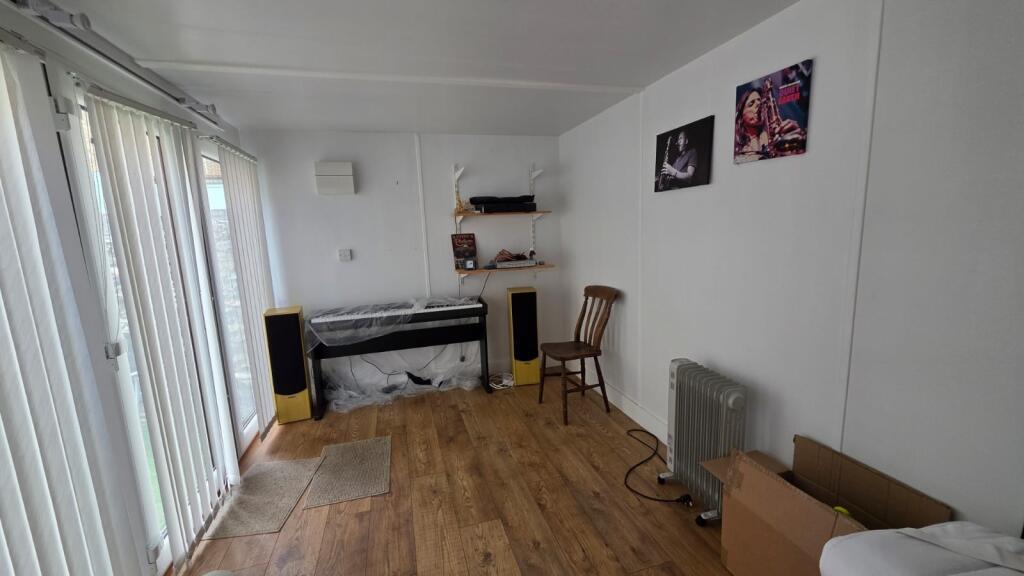 Workshop/Outbuilding