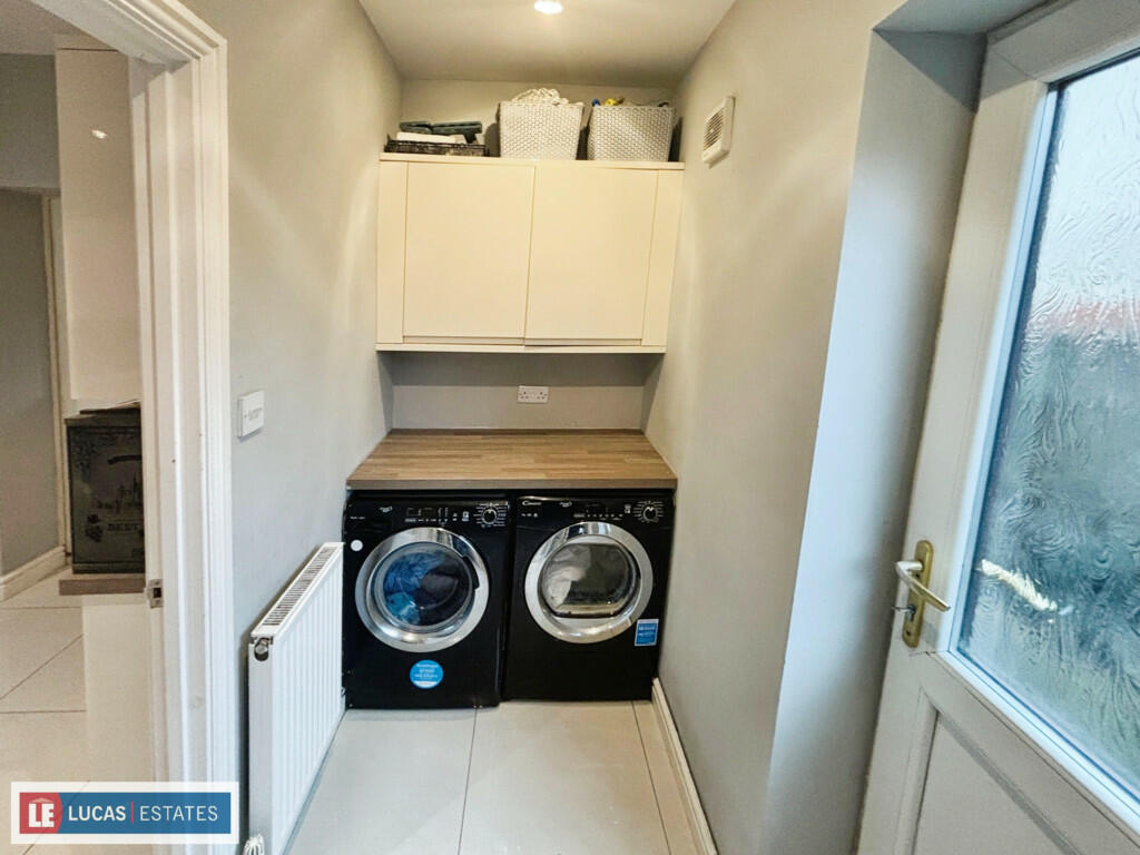 f3603229-image_pi...