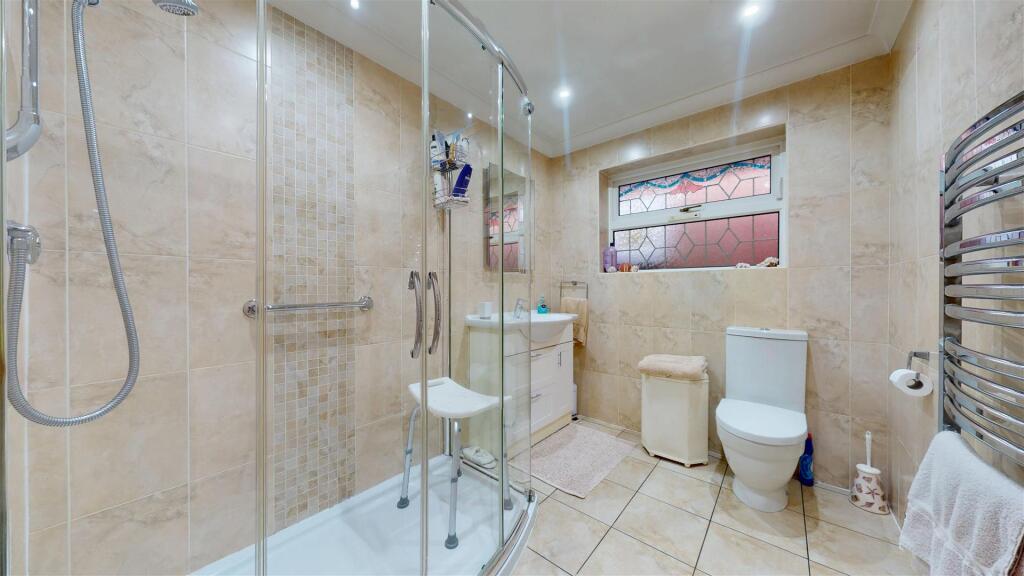 Tern Way, Bathroom