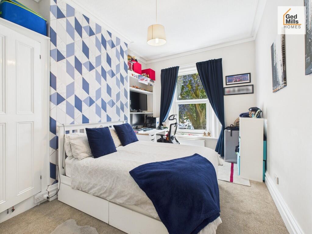 CAM04261G0-PR0064...