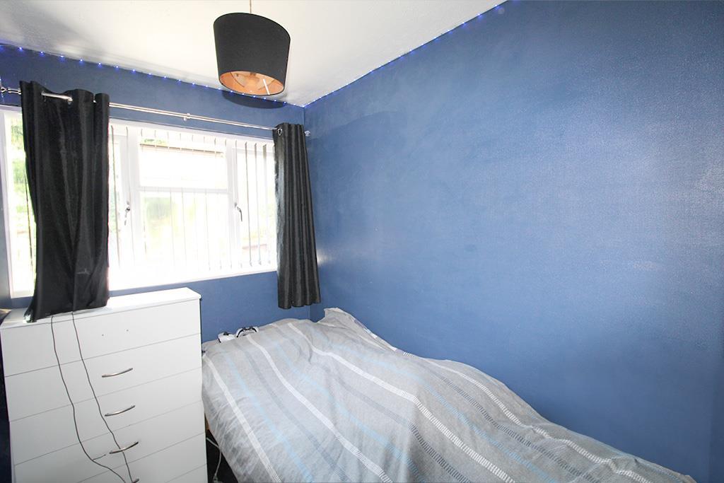 bed 3.jpg