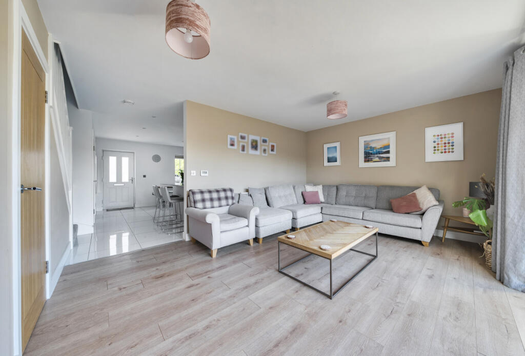 1356421-21-68d16b...