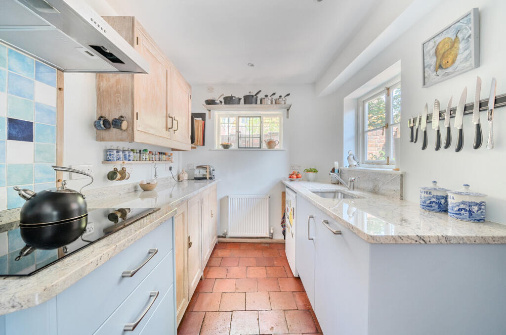 1326456-6-687e2df...