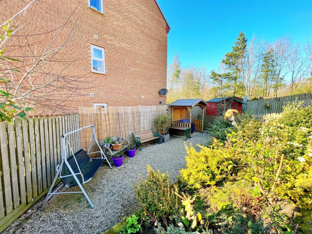 Garden 4.jpg