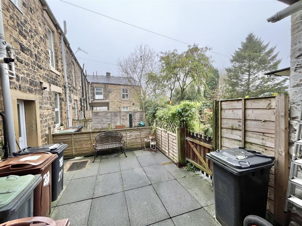 Shared Rear Yard and Gardens