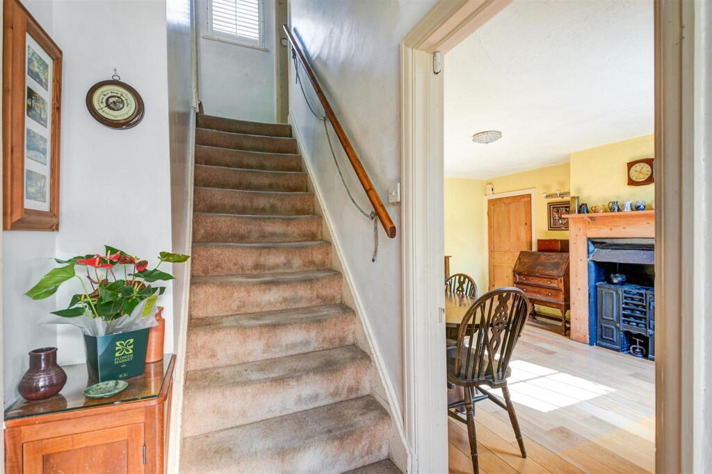 SADDLECOMBE COTTAGE  (3).jpg