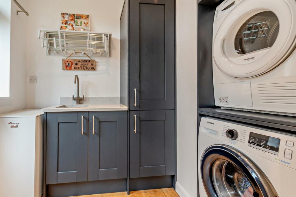 8610451-interior25-800.jpg
