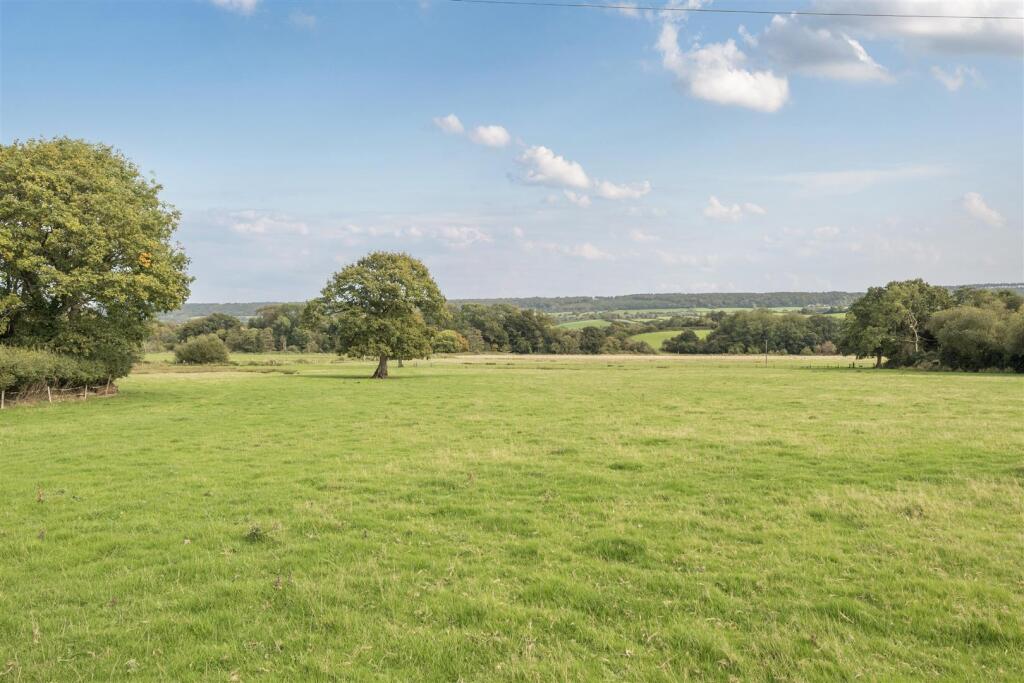 Page 8 panorama top  1358562-12-68dc15110f21b.jpg