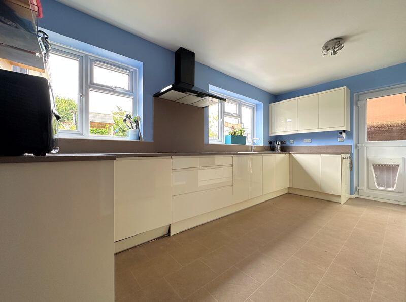 Fitted Kitchen