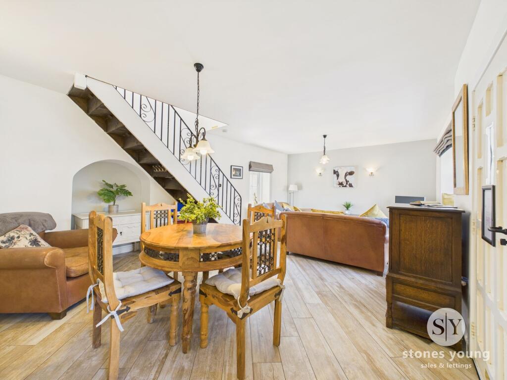 Open Plan Lounge &amp; Dining Room
