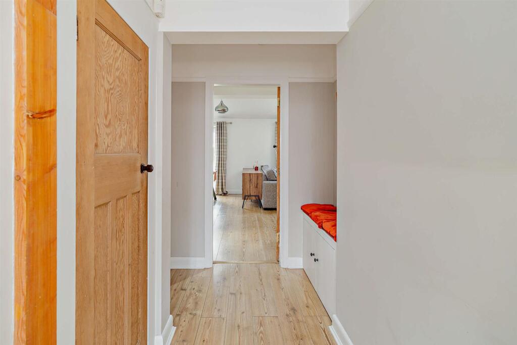 8668375-stills-interior04(1)-800.jpg