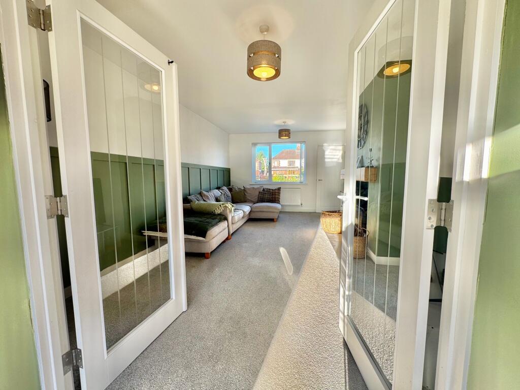 Double doors to Lounge