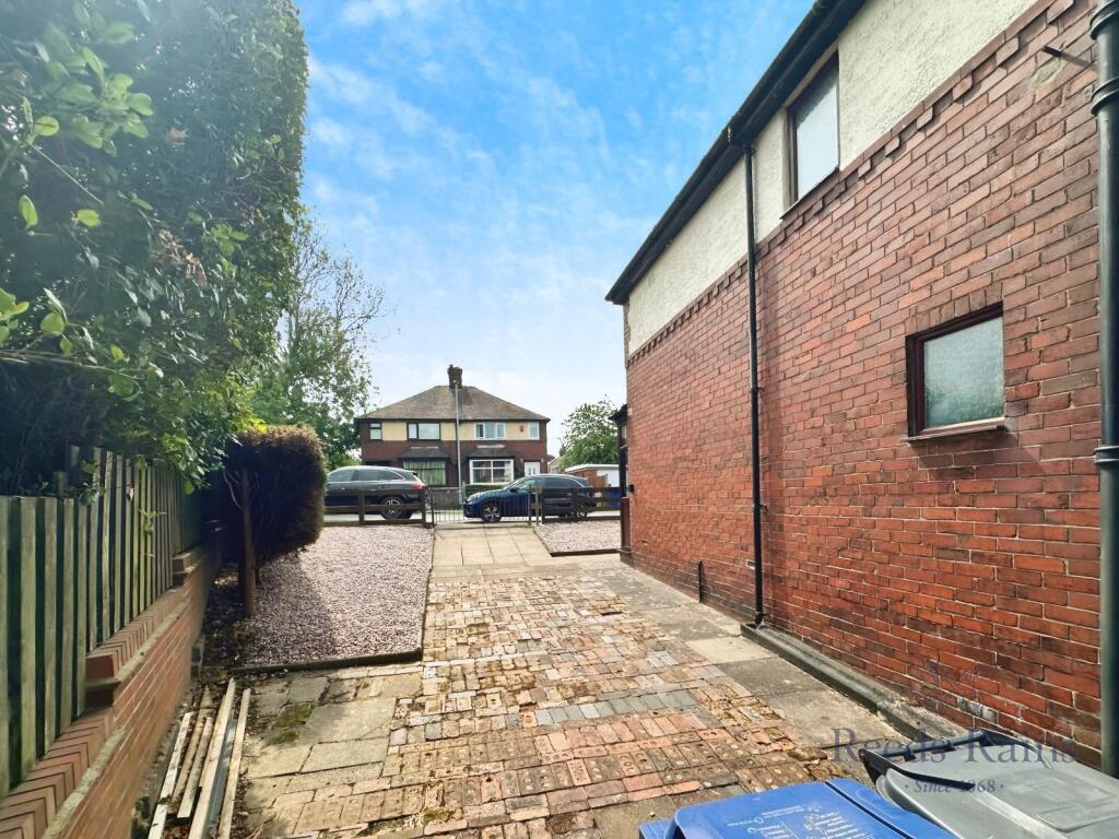 Front &amp; Rear Garden