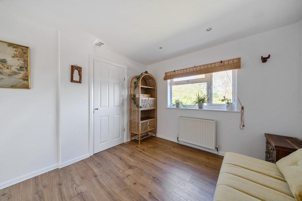 1294013-8-682708b24b65c-ARW1294013-8-682708b24b65c