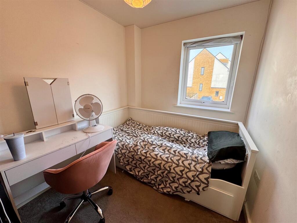 Bedroom.jpg