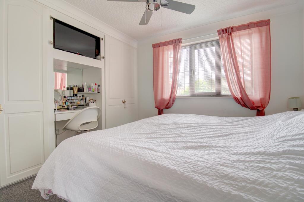 Bedroom One (alt view)