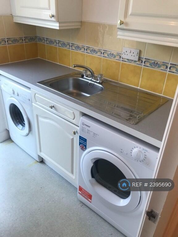 Utility Room/Washing Machine/Dryer