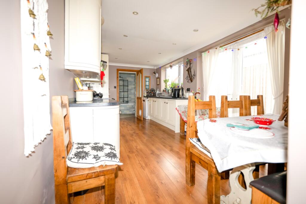 Upleatham Street Saltburn EweMove-12