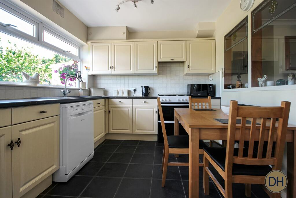 Ongar Road 