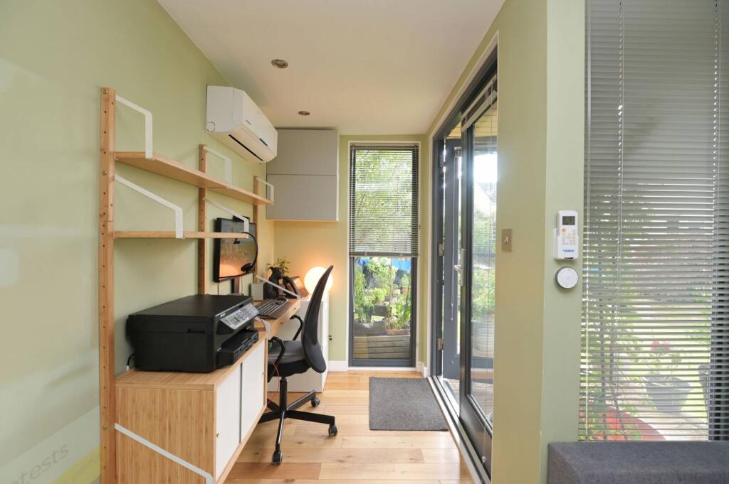 MFL8246750_208.jpg