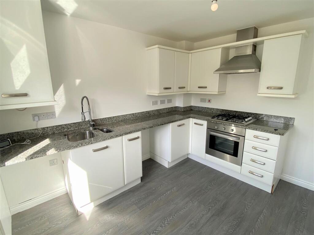 13 Littledale Row Kitchen