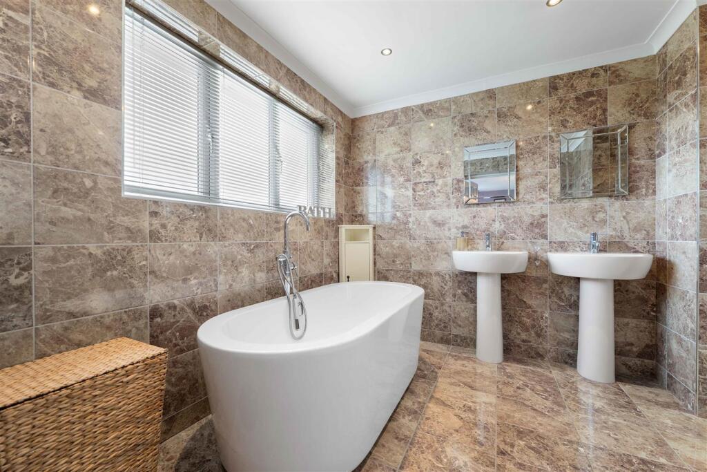 11a Costa Row-15.jpg