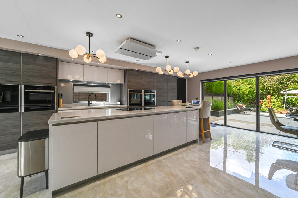 PT-FC(COL)-13Huna...