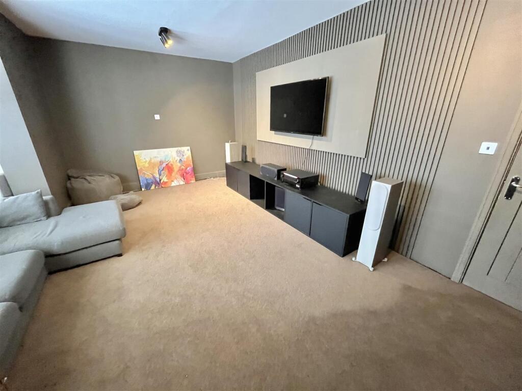 Sitting Room Aspect 2