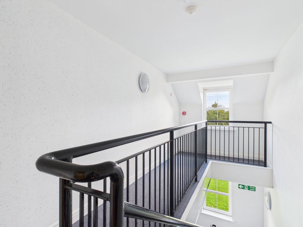 COMMUNAL HALLWAY