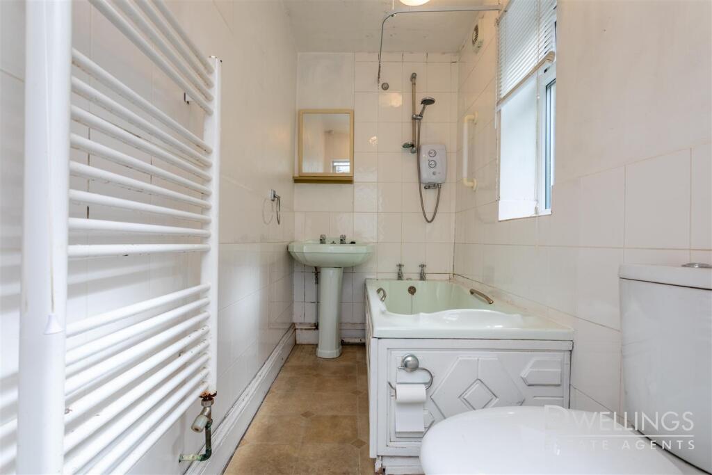 DWELEST - 28 Union Road, DE110QF-0018.jpg