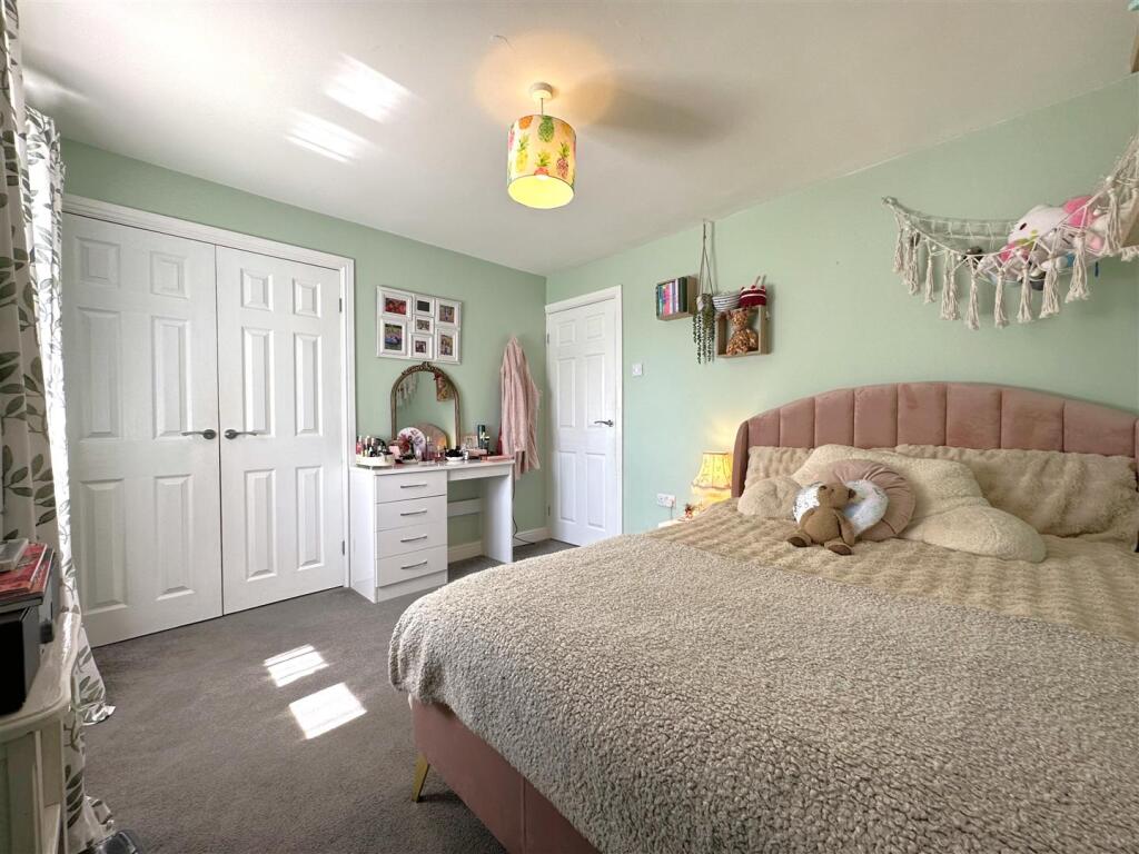 Third Bedroom With Fitted Wardrobes 949
