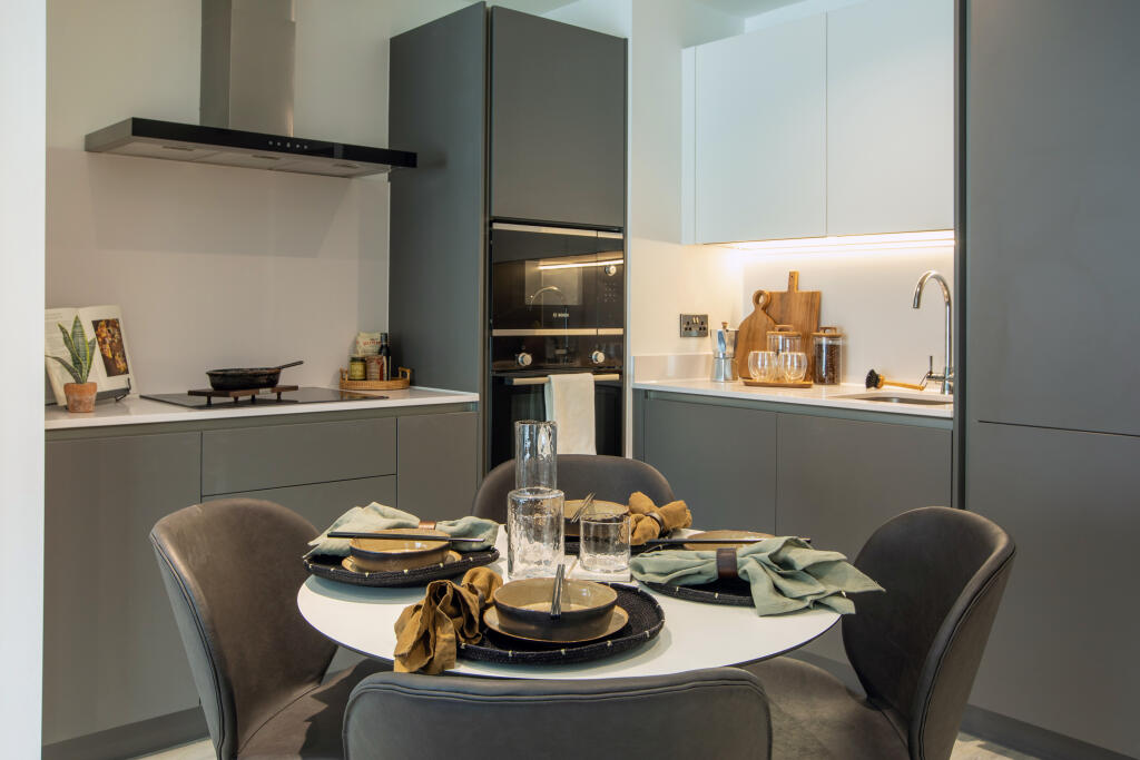 Chester Road, Manchester, Greater Manchester, M15