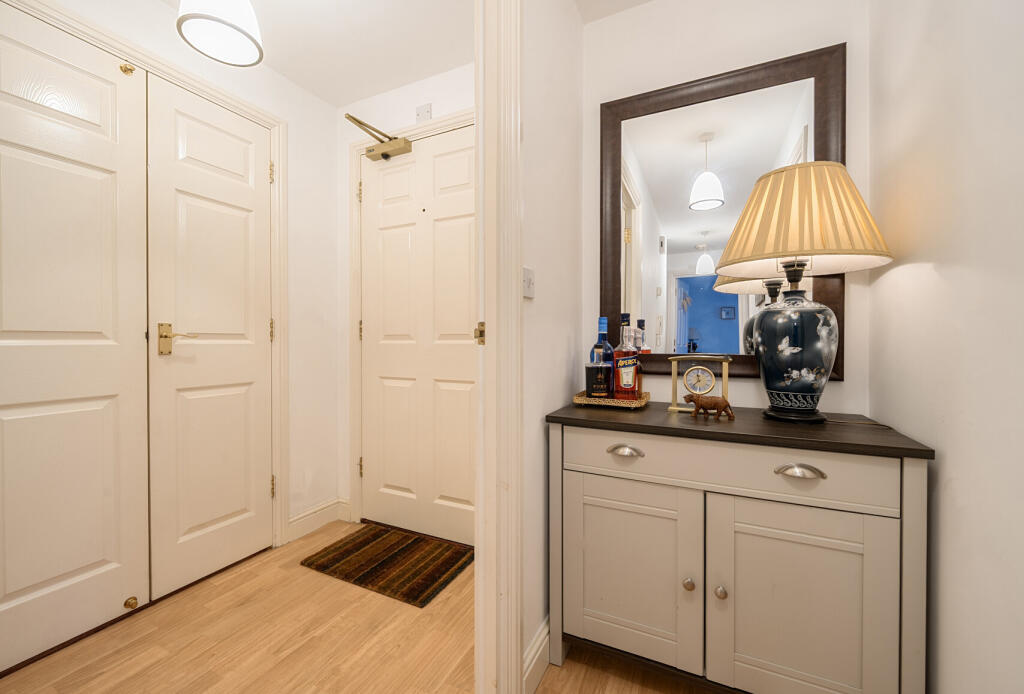 1376567-17-6911c6...