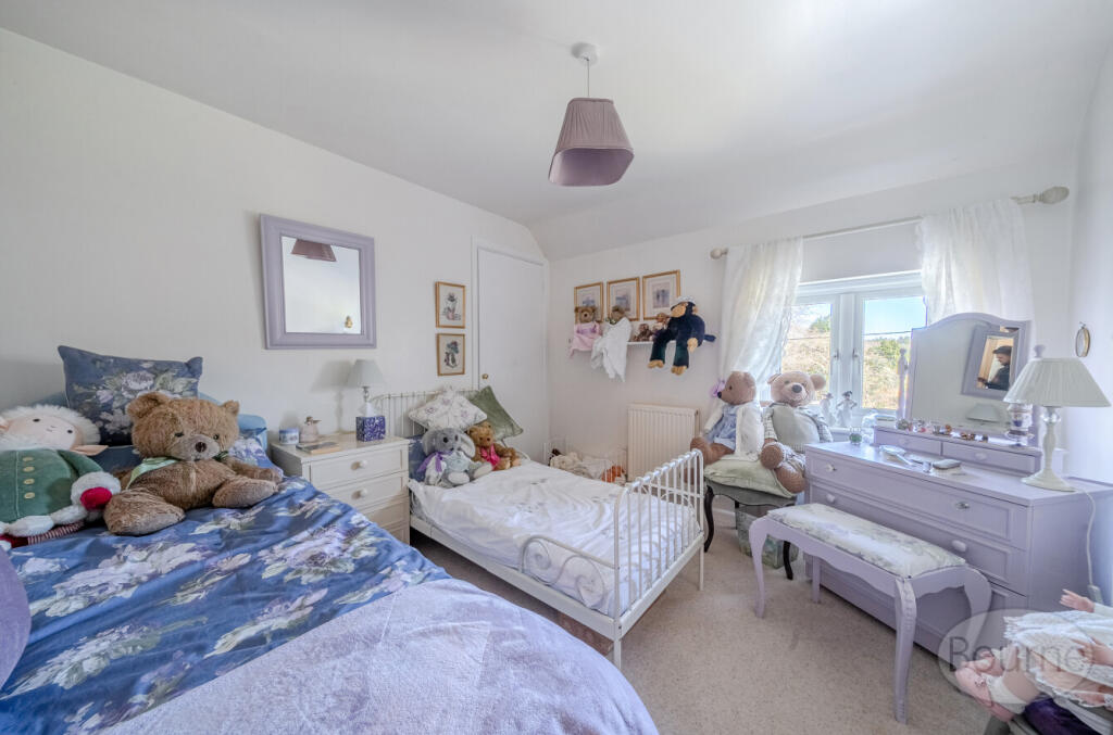 ea931b40-869f-433...