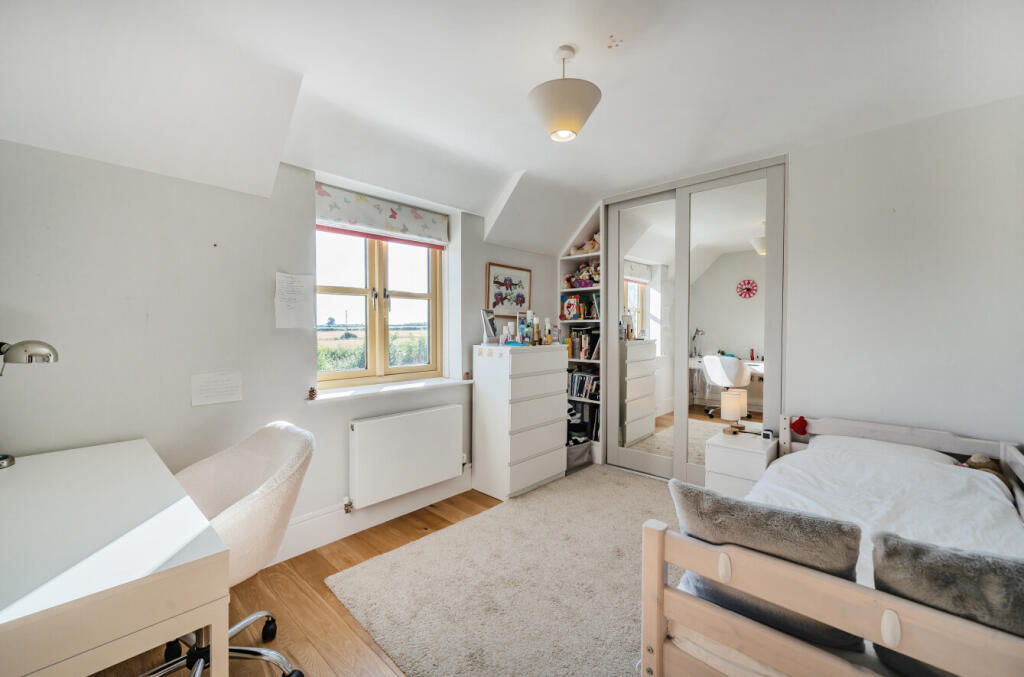 1321753-6-686d632...