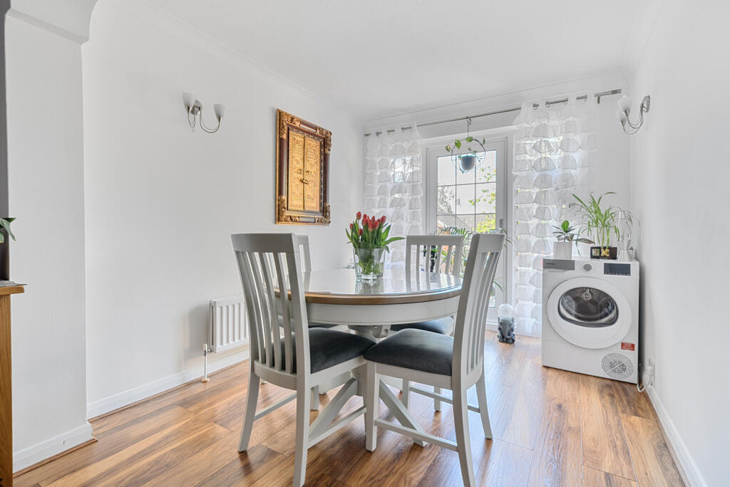 1300648-11-68373c...