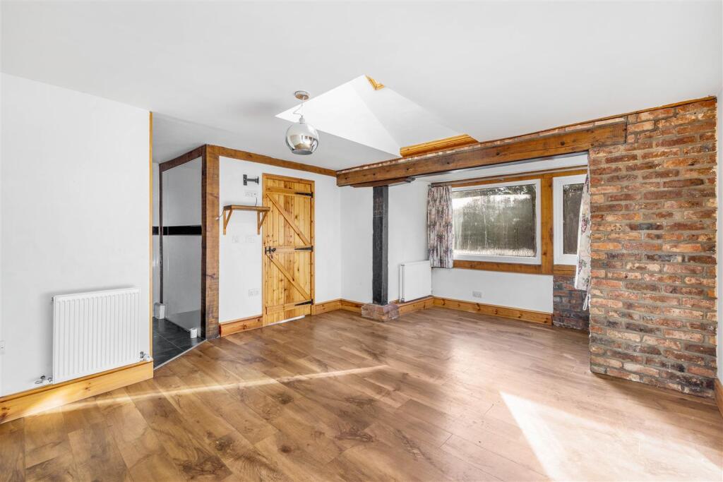 The Old Farmhouse (Old Leake)-26.jpg