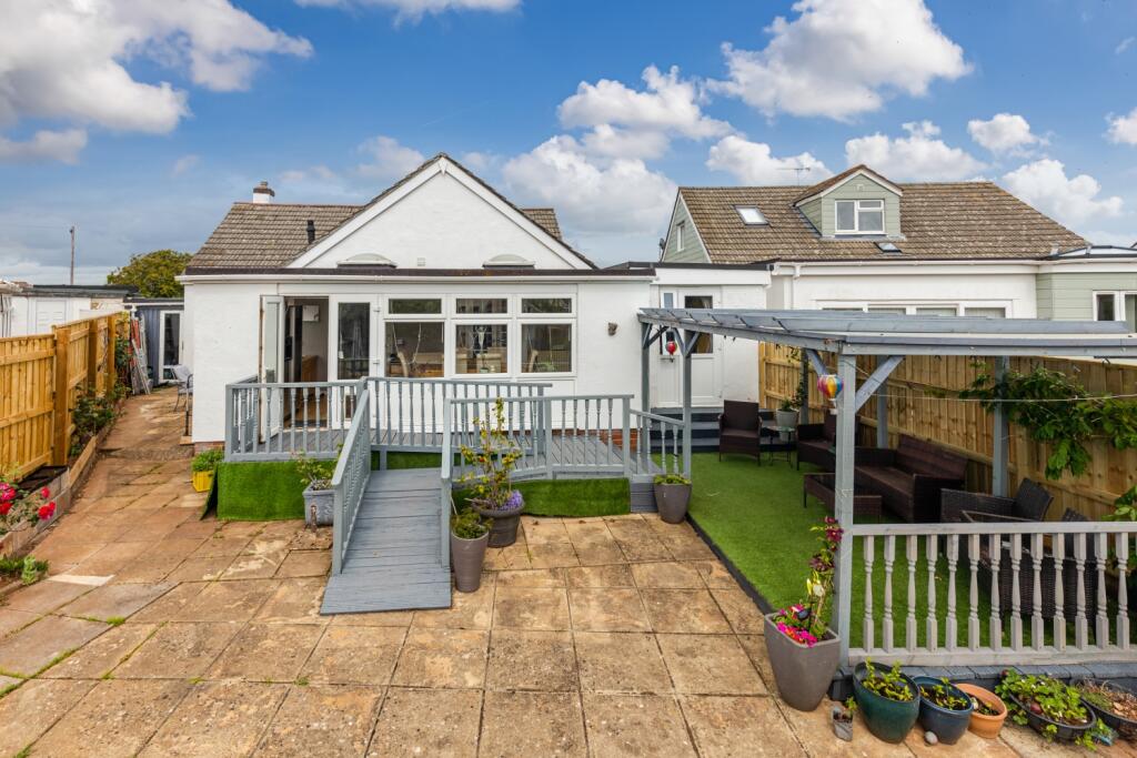 A07 - 115 Goodrington Road Paignton - 250606