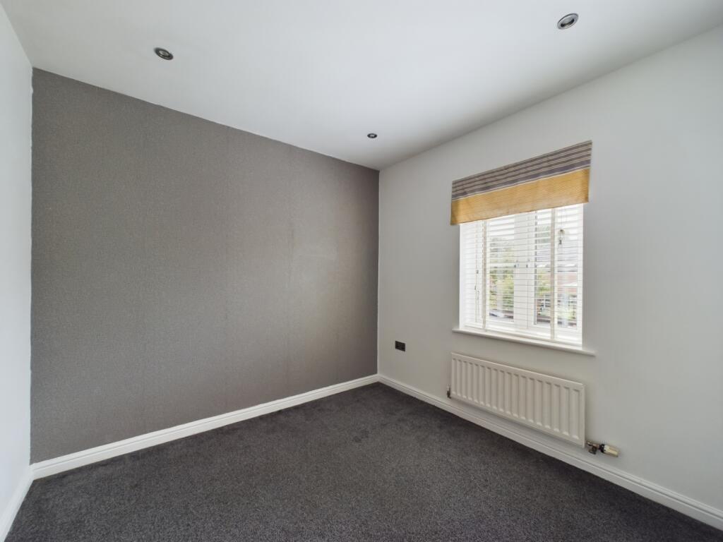 CAM01440G0-PR0122-STILL006