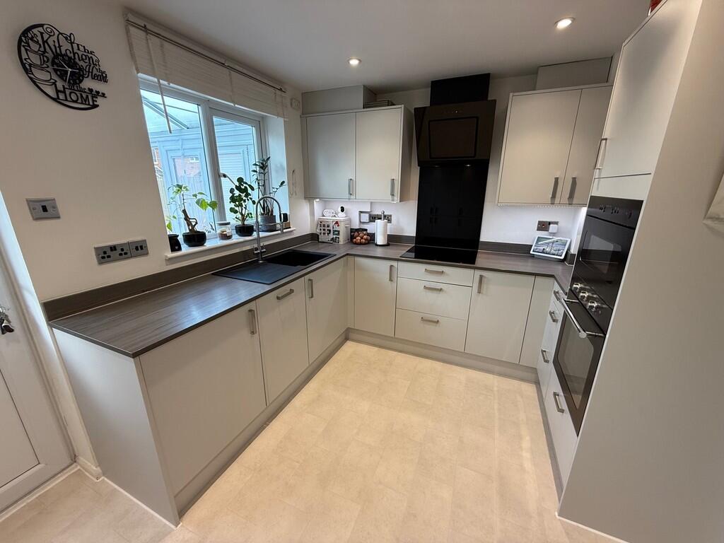 Kitchen 3