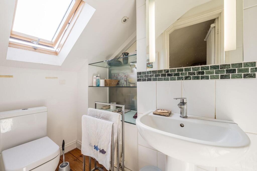 En-Suite 1