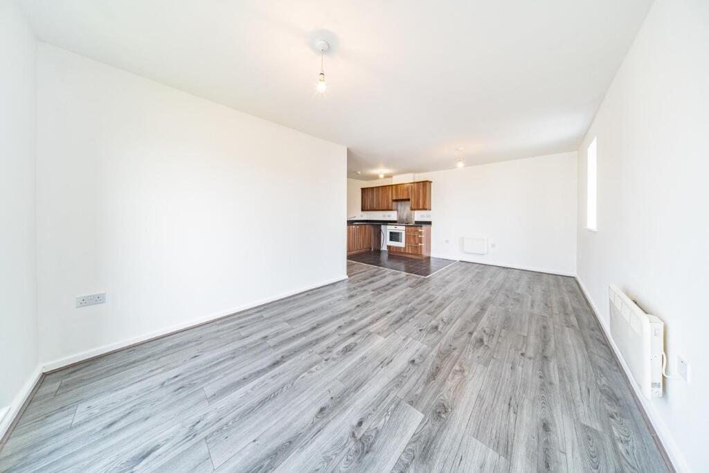 47 Pendleton Court kitchen and lounge 2.jpg