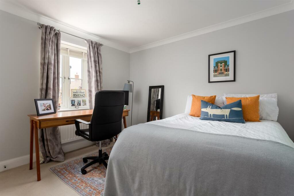 22 - 9 Gabell Road - GL53 9FA - Web.jpg