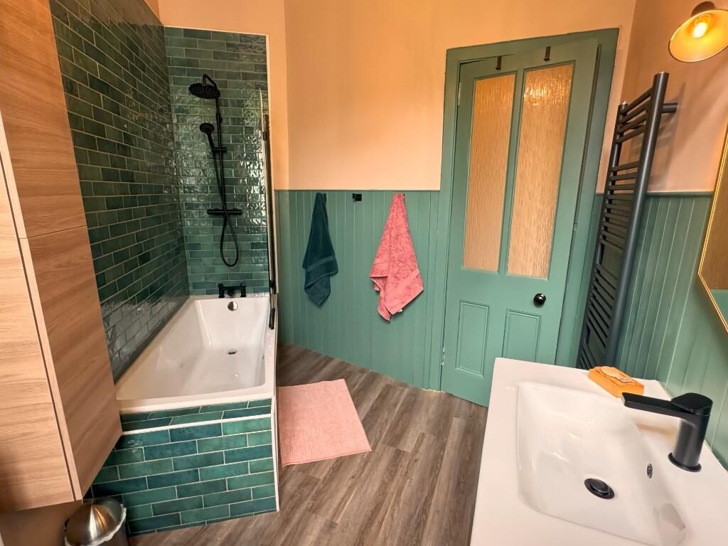 Bathroom 2