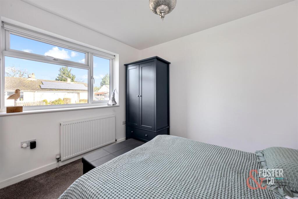 Flower Farm Close, 6-004.jpg