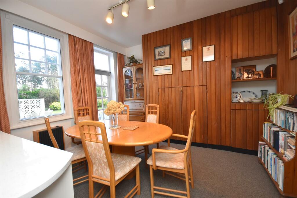 DSC_0202 - Copy (3).JPG