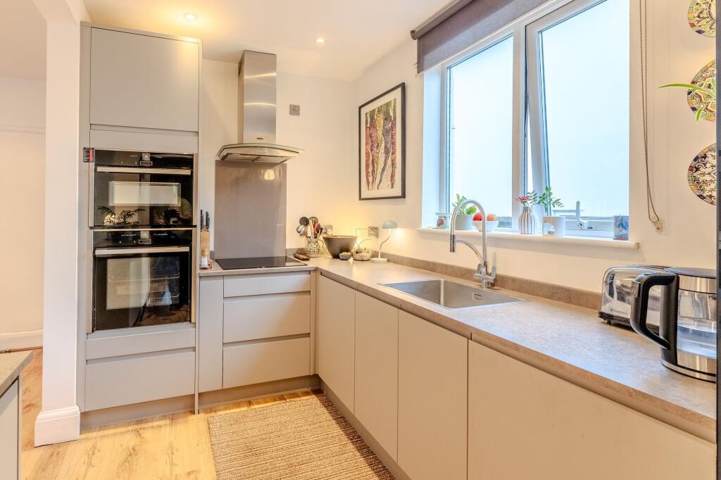 Open-Plan Kitchen &amp; Dining Room