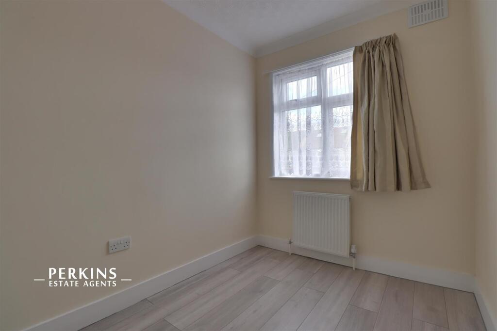 BED 3.JPG