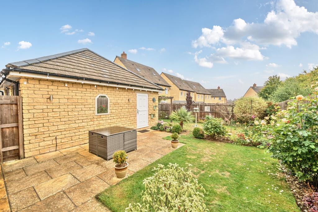 1348626-18-68b6e198f1e0b