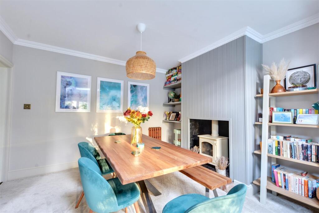 Dining Room_3.jpeg